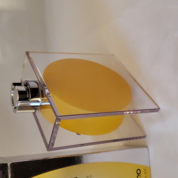 Aura edt 2.4 fl oz - Picture 4 of 6